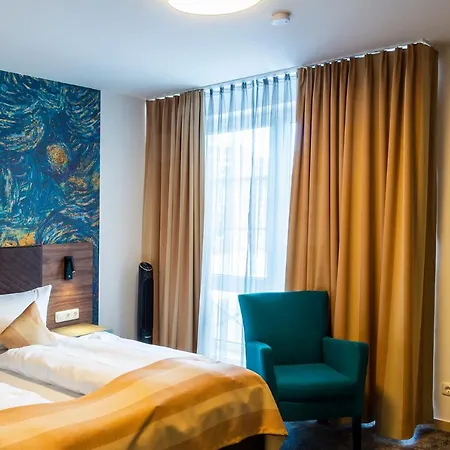 Trip Hotell 4*