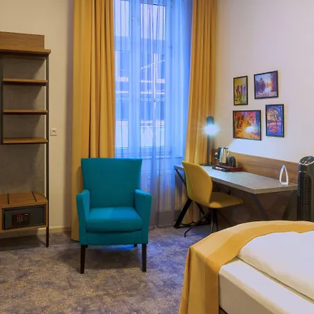 Hotell Trip 4*